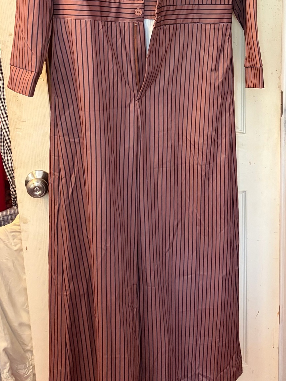 Wideleg  Mauve Pinstripe Jumpsuit Button-Front  size L